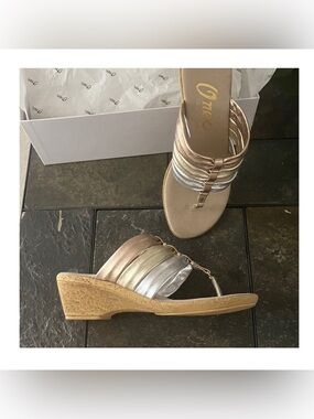 Onex Multi Metalic Rose Gold, Gold & Silver Sandals‎ Size 7 Style Marisa NEW